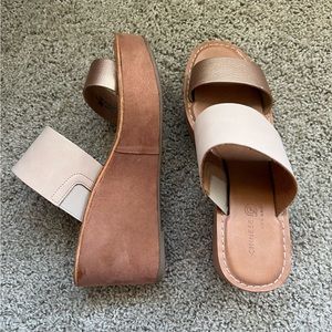 Chinese Laundry | Wind Side platform strappy sandal, size 8